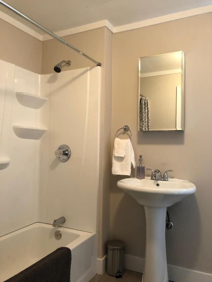 Updated + Clean Motel Room At The Base Of Mt Hood! Mount Hood Village Eksteriør bilde