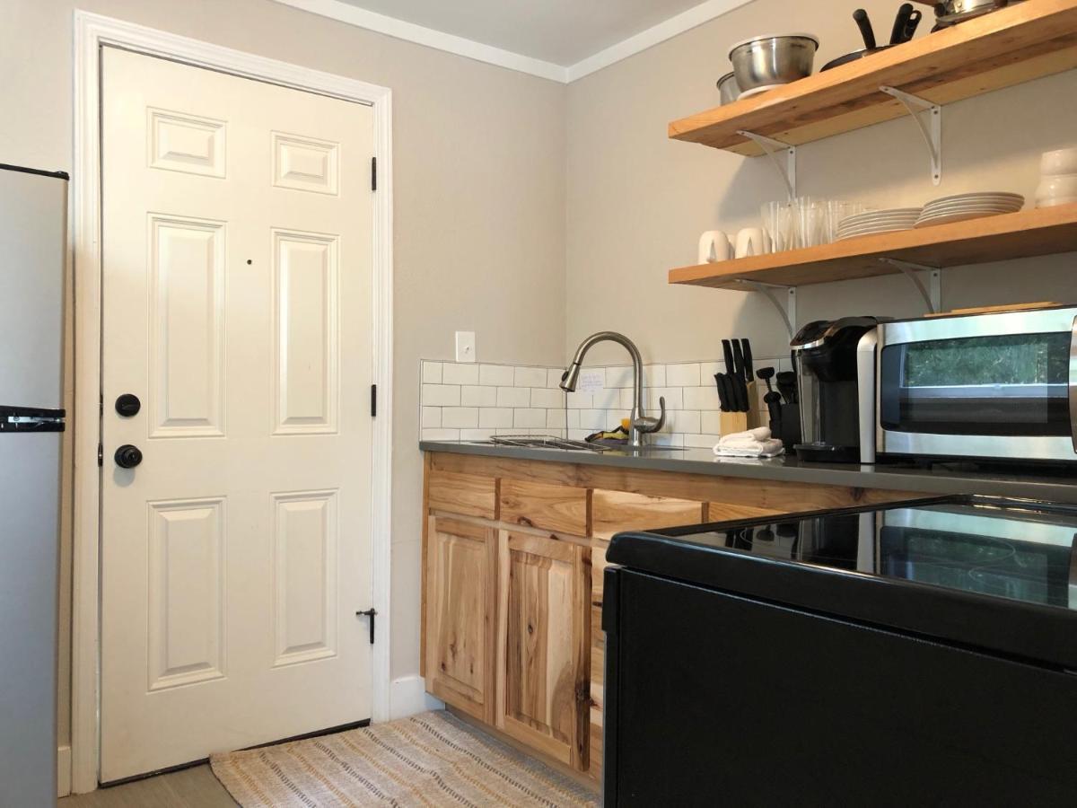 Updated + Clean Motel Room At The Base Of Mt Hood! Mount Hood Village Eksteriør bilde